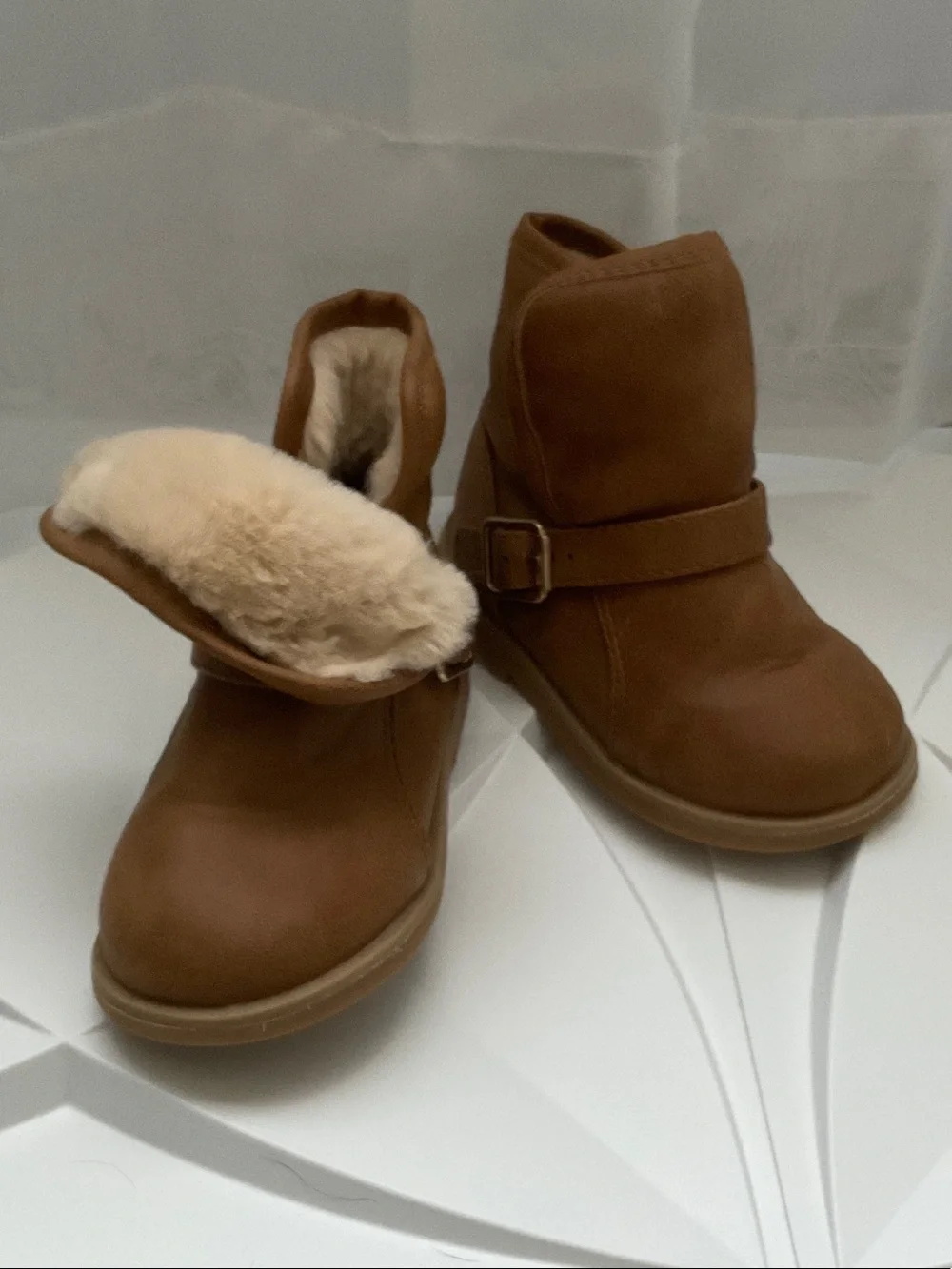 Kids Faux-Shearling Lined Brown Ankle Boots with Buckle